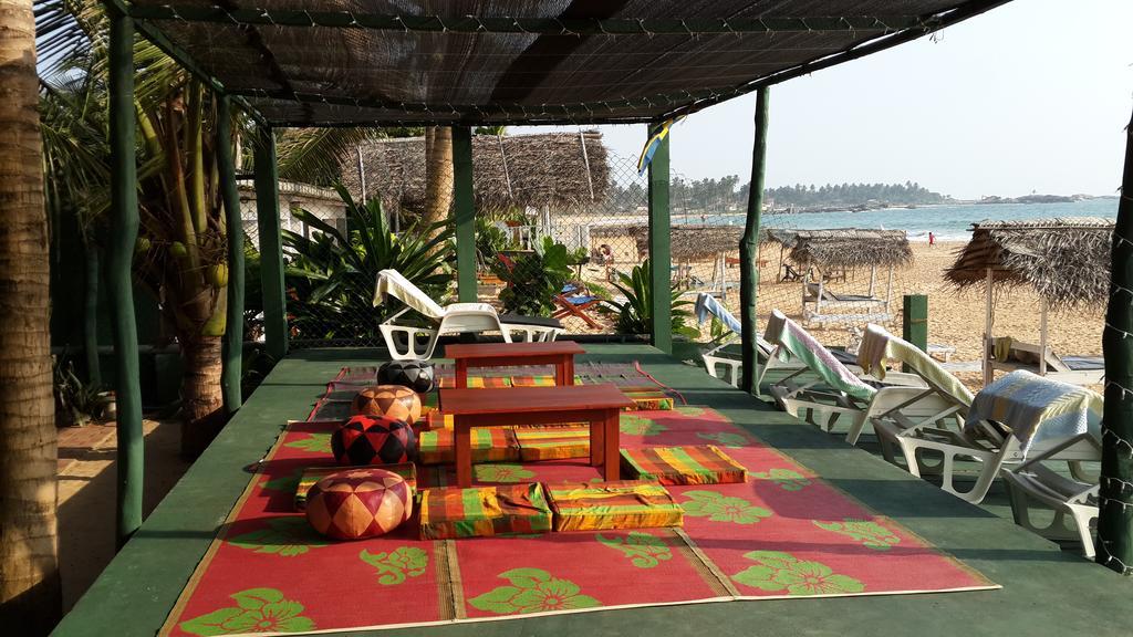Whitepearl Beach Hikkaduwa Exterior foto