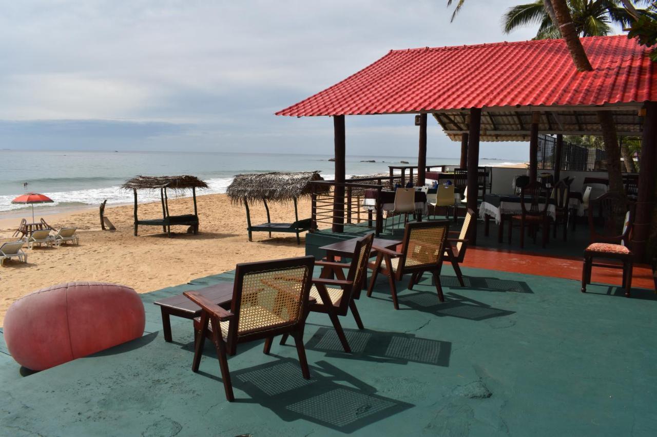 Whitepearl Beach Hikkaduwa Exterior foto